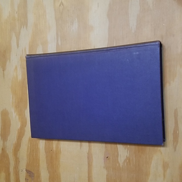 Antique book The Secrets of Distinctive Dress by Mary Pickens 1918 - Picture 3 of 9